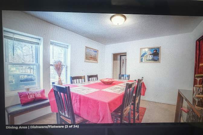 Jen's room