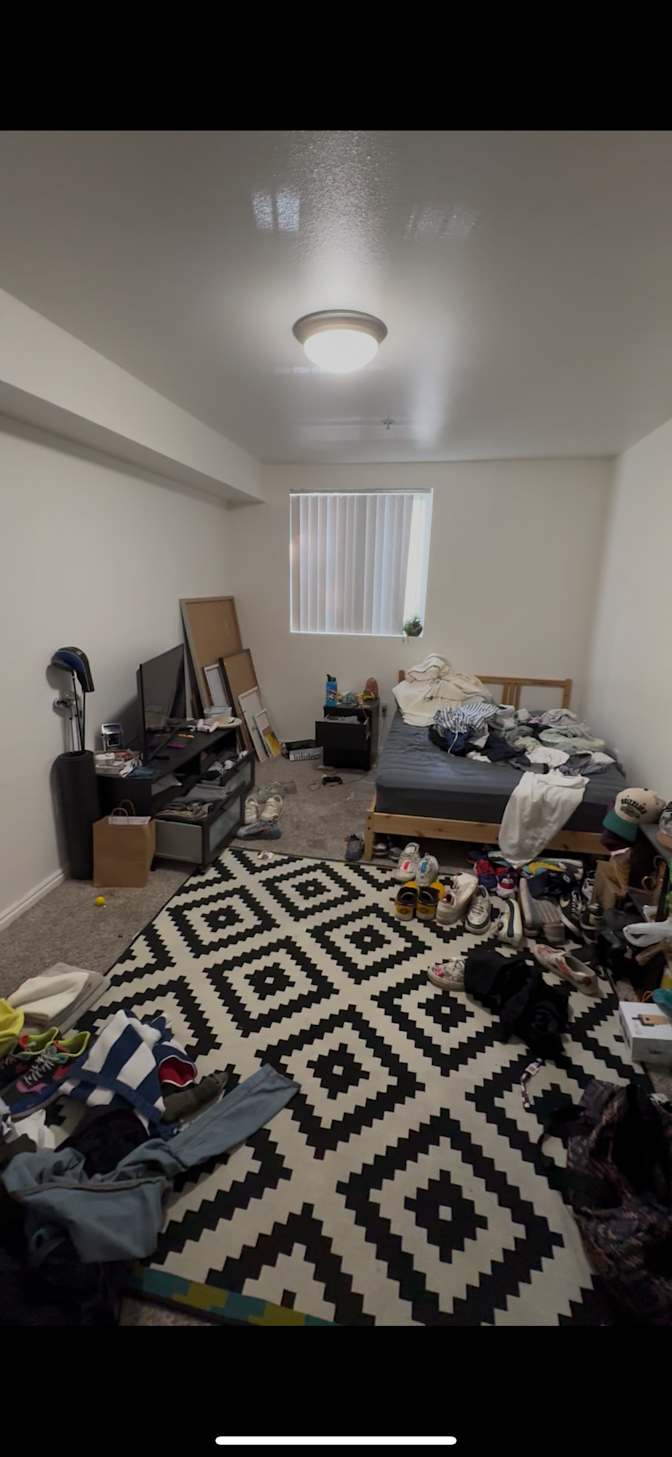 Hannah's room