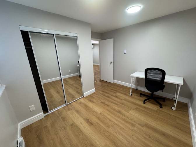 Sandy's room