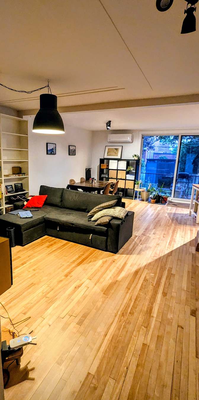 Vincent Nadon's room