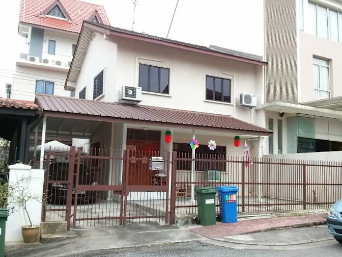 Ong Sor Hong's room