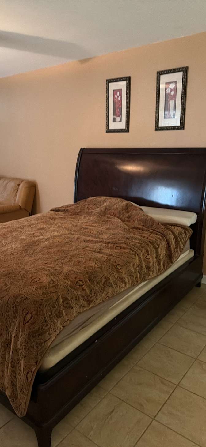Marilyn Sorvanis's room