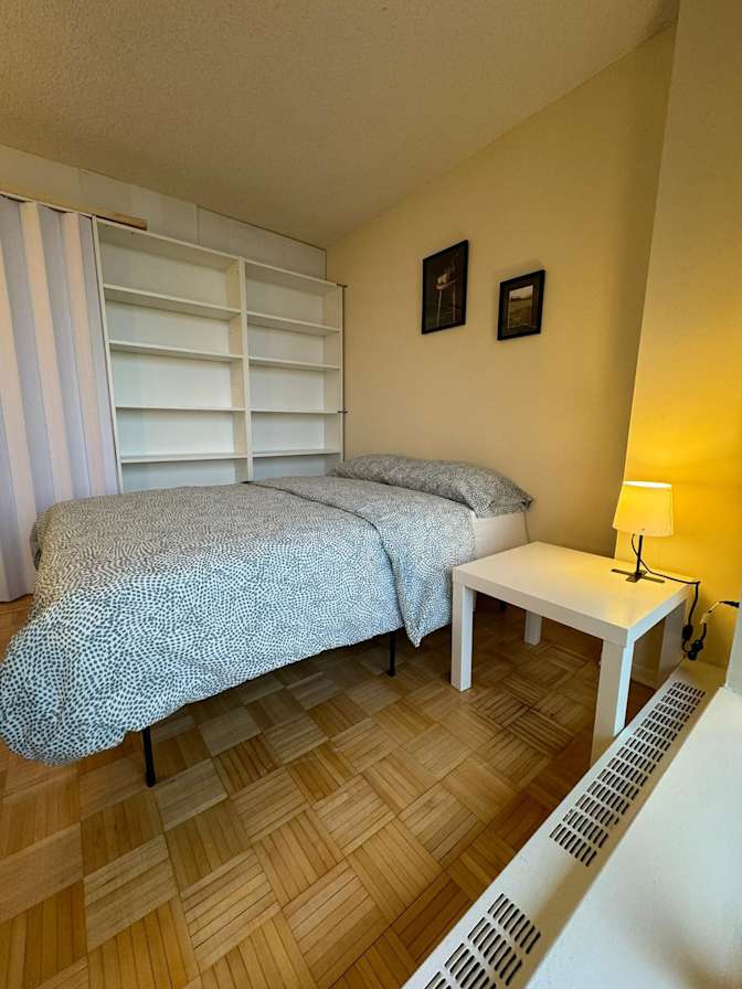 Bawer's room