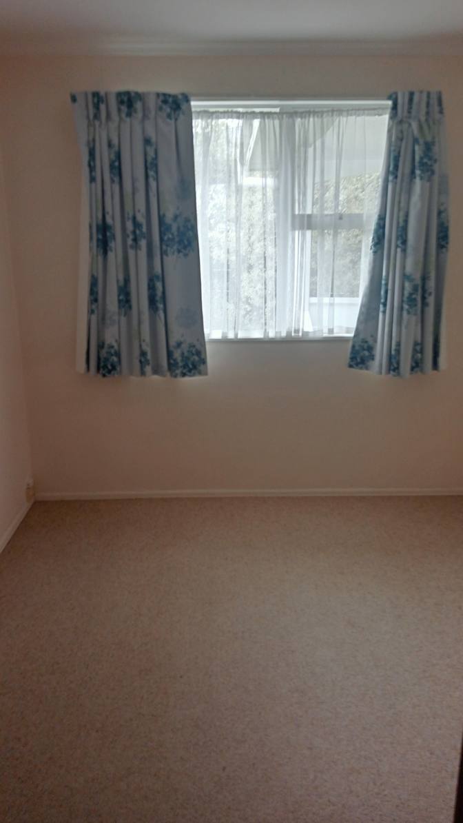 JEREMY's room