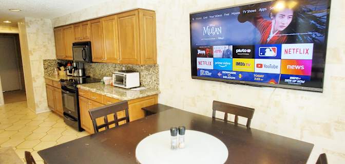Jason Bryan, Realtor's room