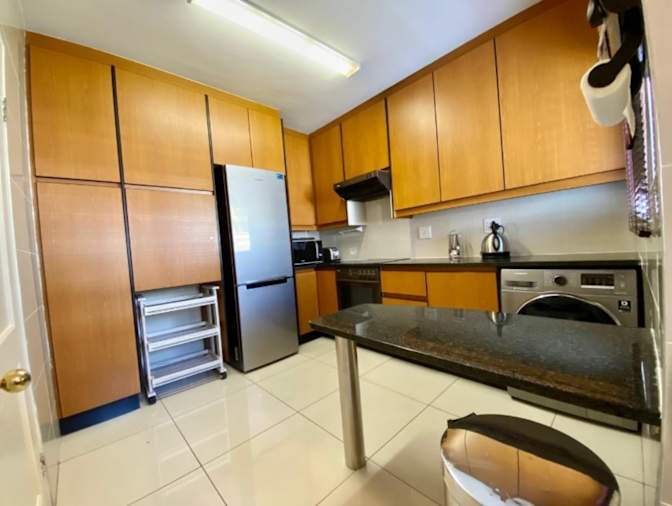Mejury's room