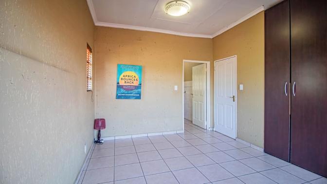 Sphesihle's room