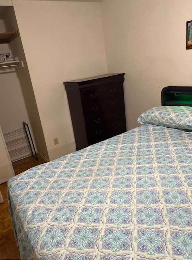 Donald Pinnock's room