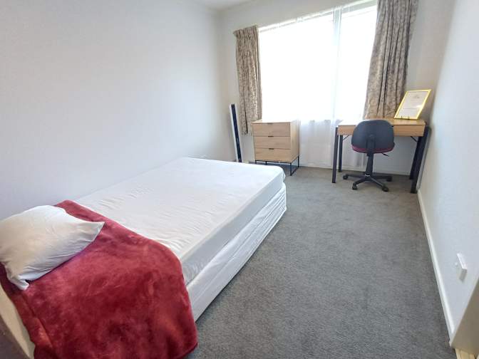 Jon's room