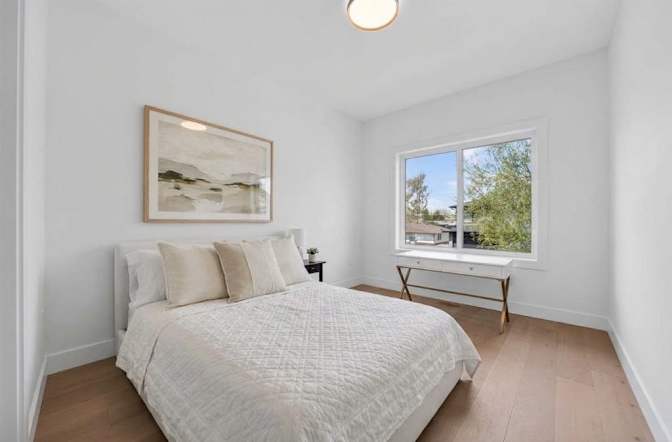 Victoria's room