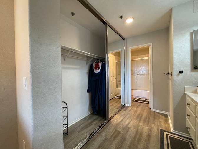 Liz's room