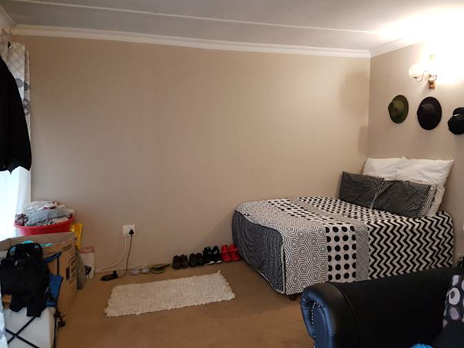 Tee's room