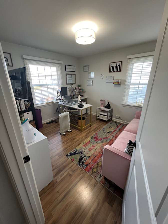 Felix's room