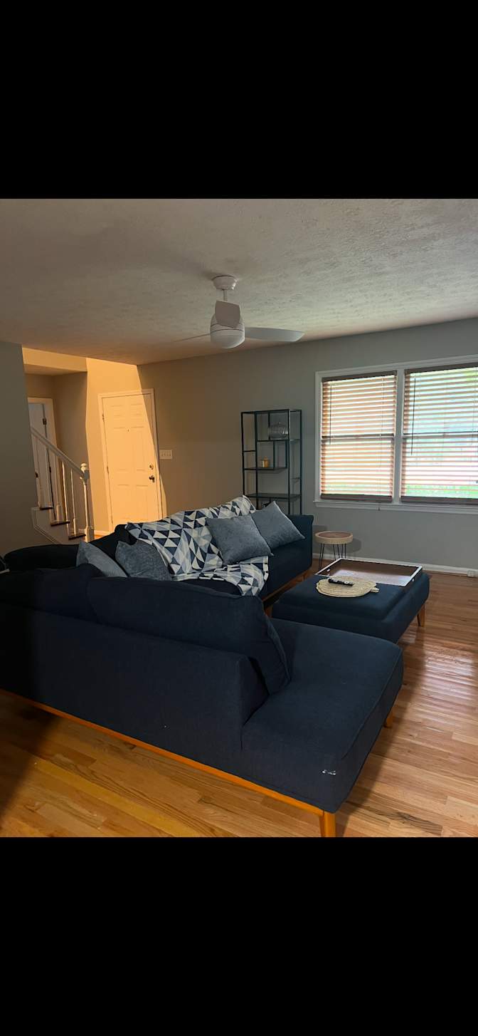 Athens room for rent's room