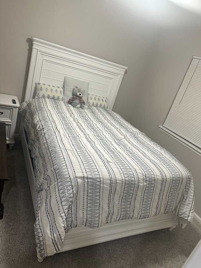 Ayanaa's room