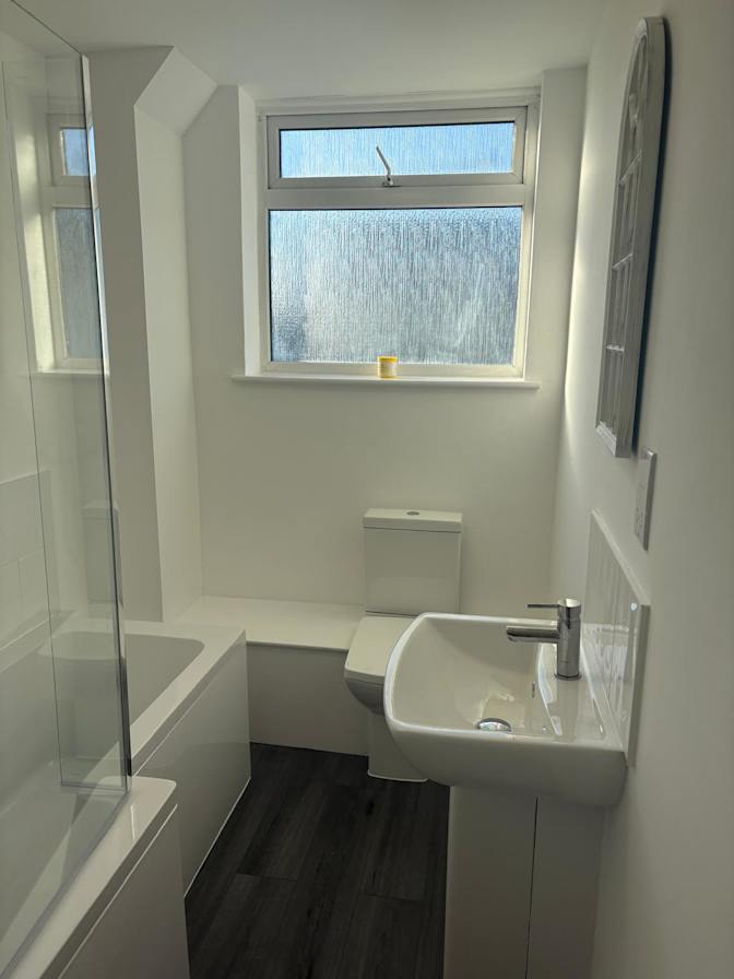 Sabrecore Holdings Ltd's room