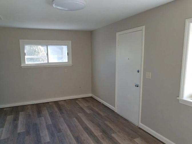 Thomas's room