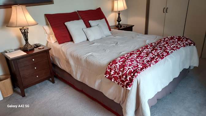 Shoshana's room