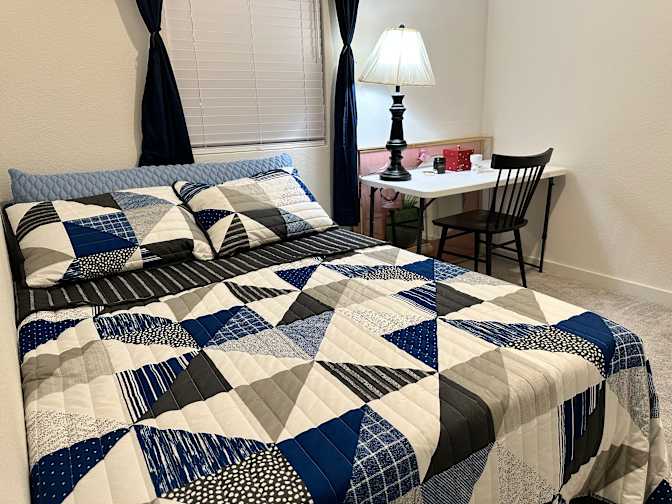 Jezminne Sarabia's room