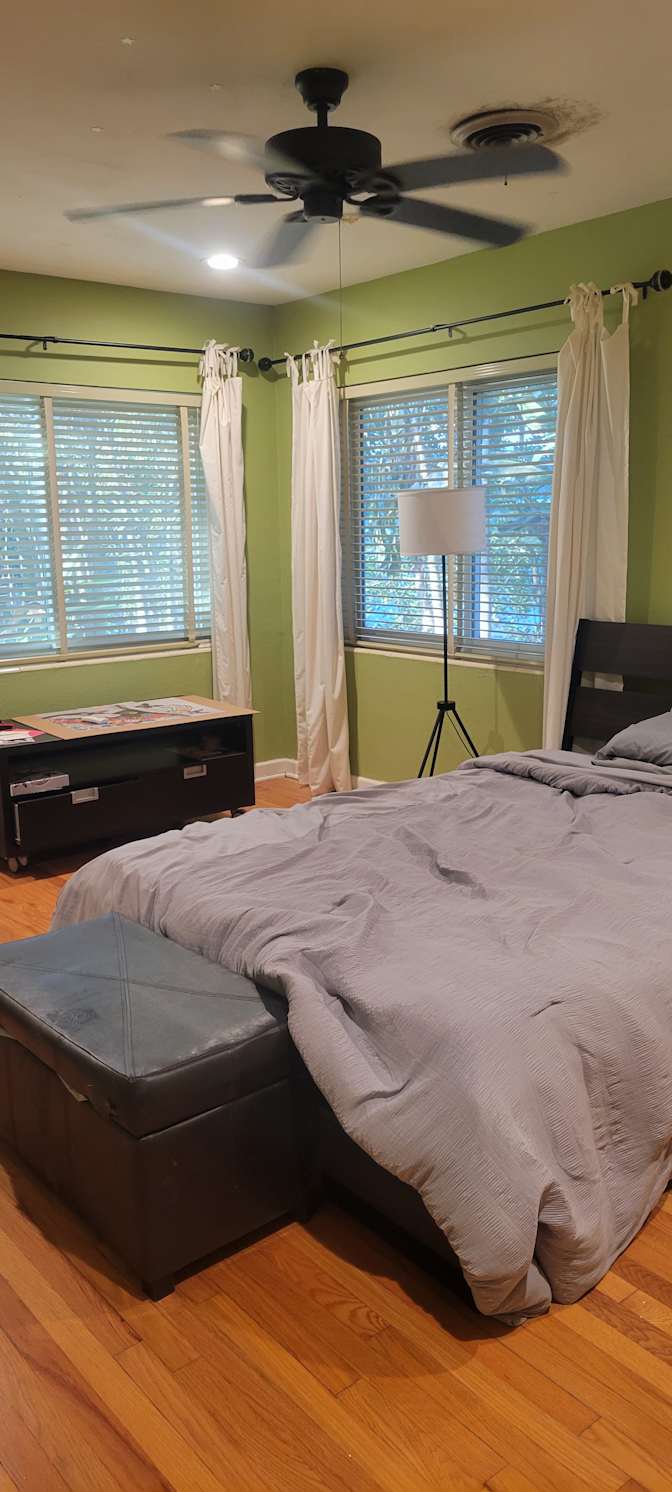 Pei-Jou's room