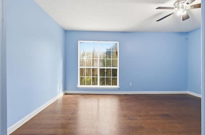 Alcove Rooms's room