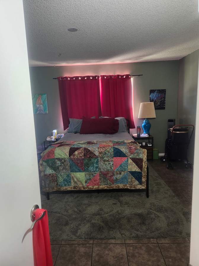 Carrie Farrell's room