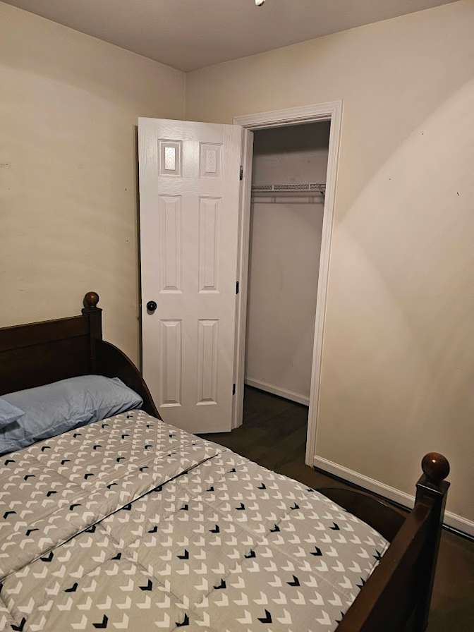 hyder's room
