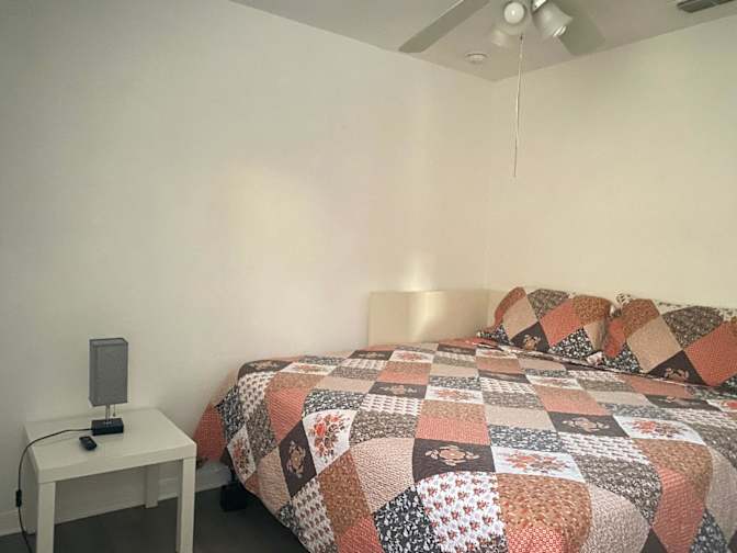 Laura Mateus's room