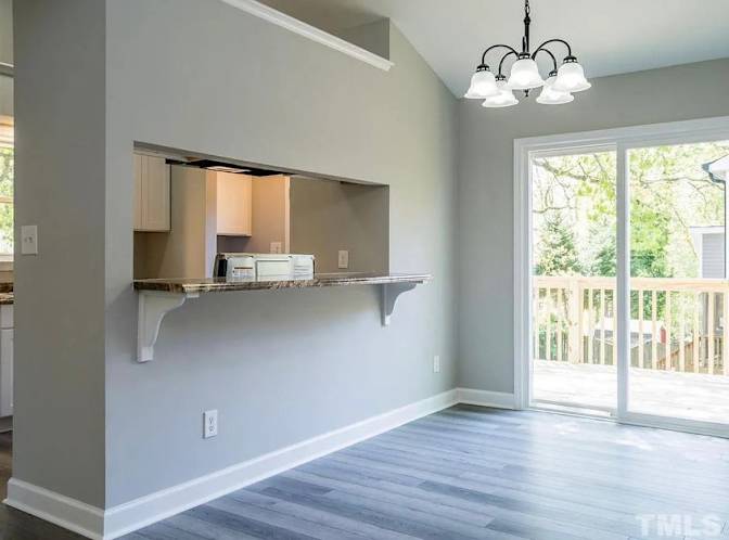 Alcove Rooms's room
