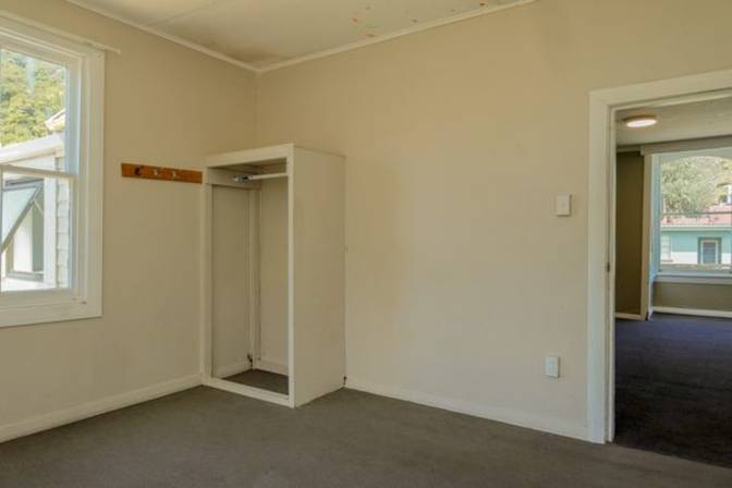 Sebastian Neilands's room