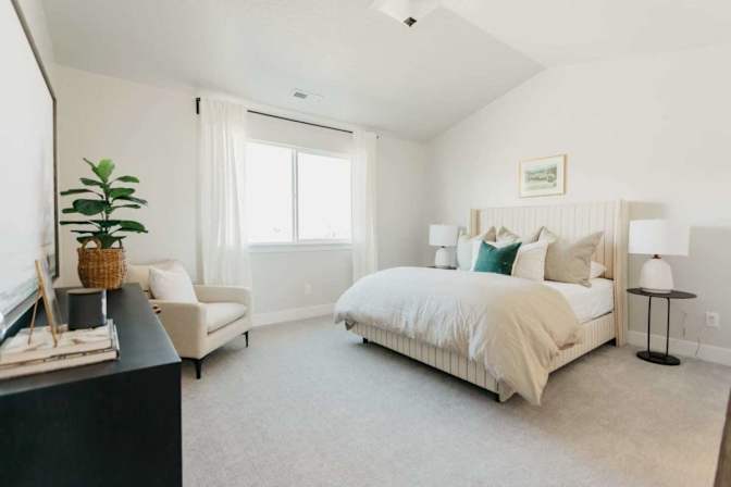 Quynh's room