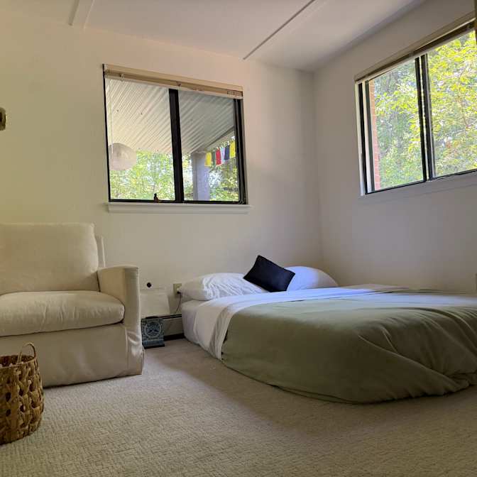 Chee's room