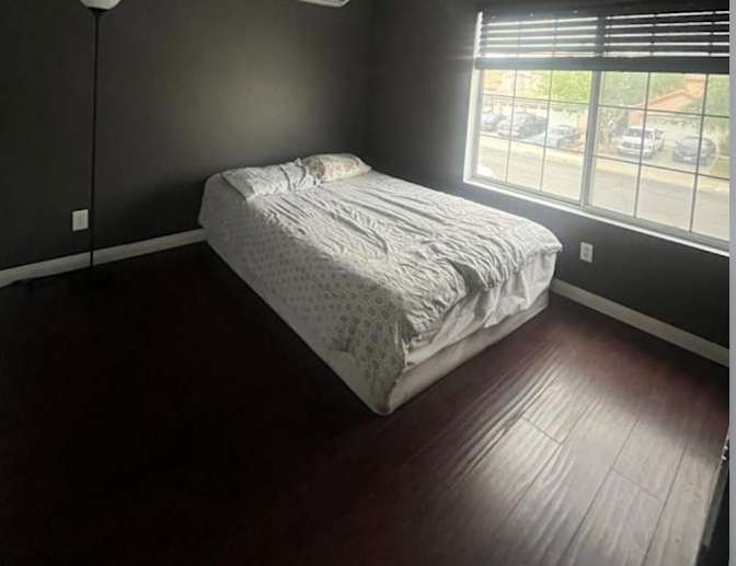 Jp Monroe's room