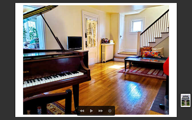 Lynn's room