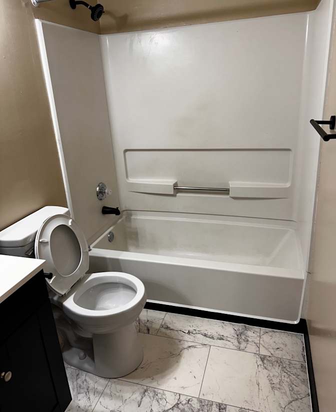 Alcove Rooms's room