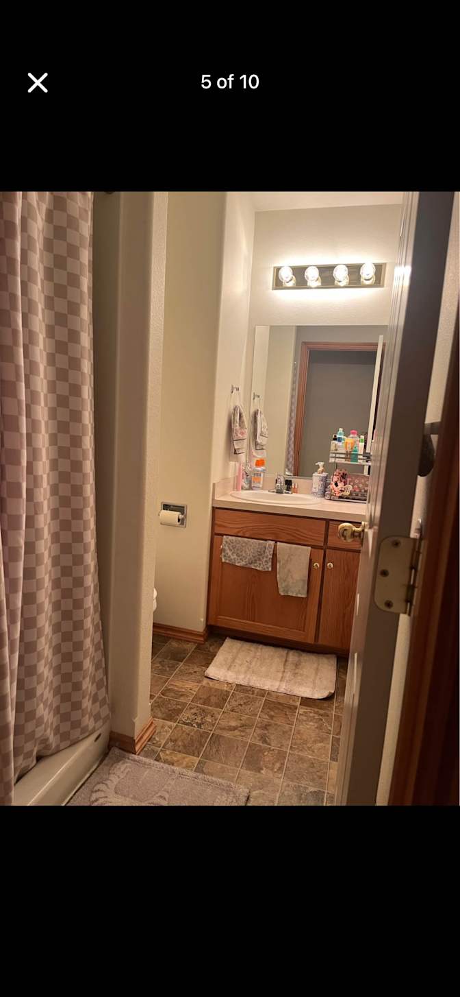 Lizzie's room