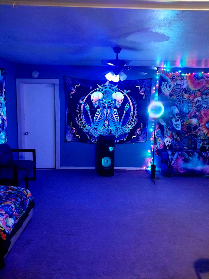 Jamar's room