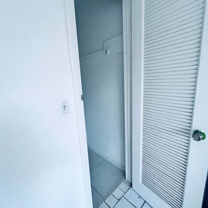 Yakory's room