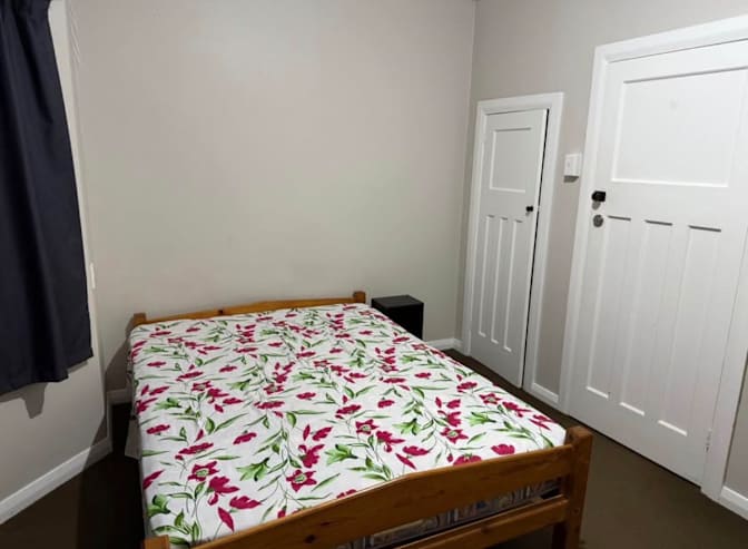 Febel Gama's room