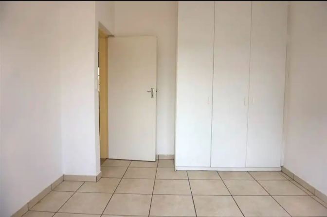 Theorah's room