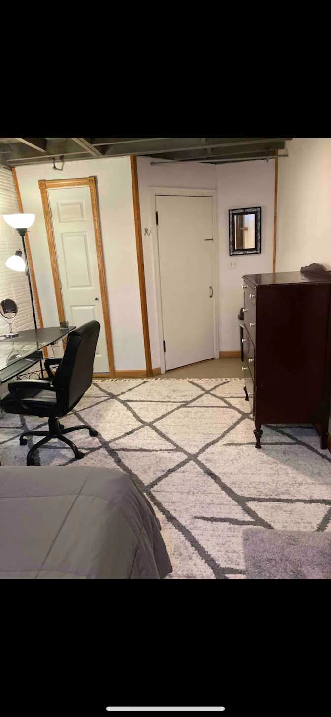 Samuel's room