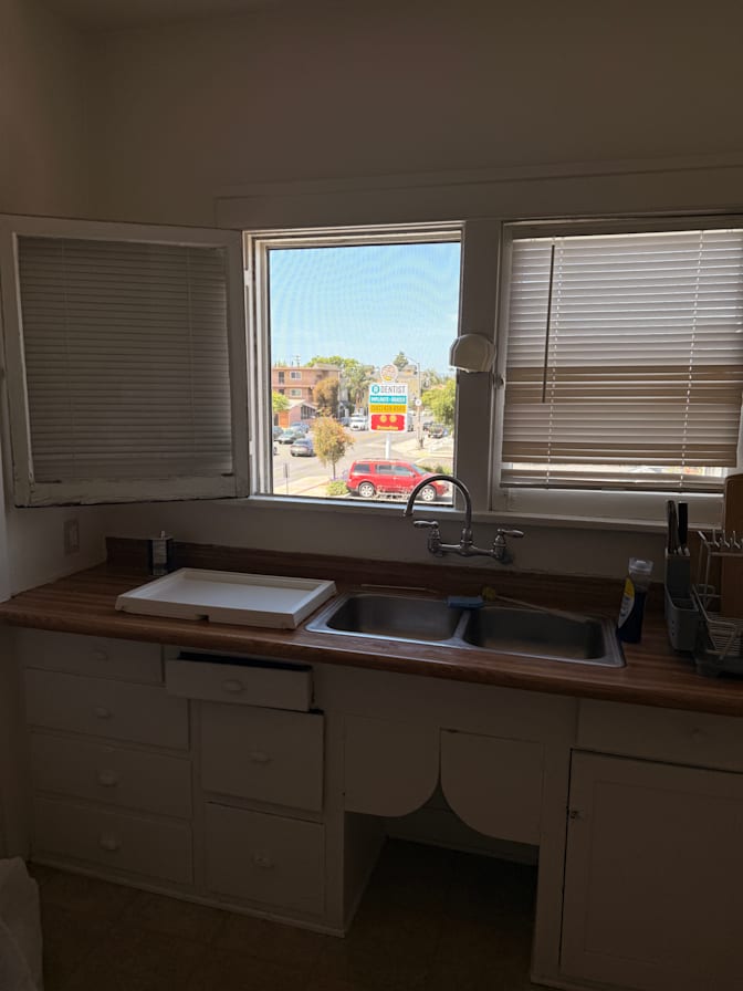 Jeremy Nakamoto's room