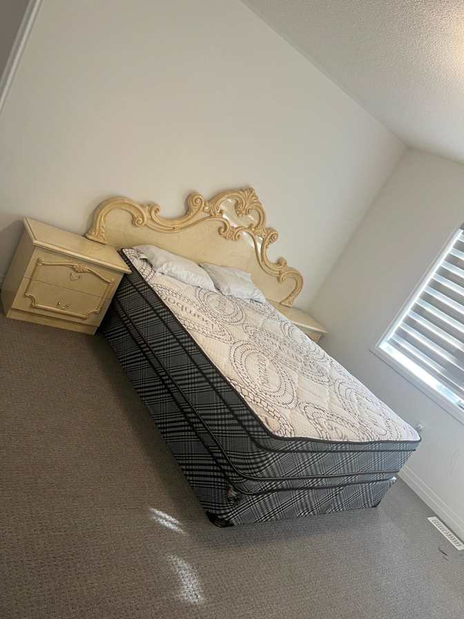 Donna's room