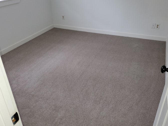 Farmer J's room
