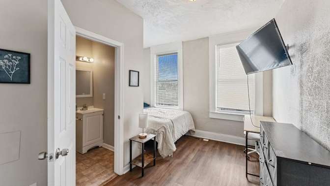 PadSplit's room