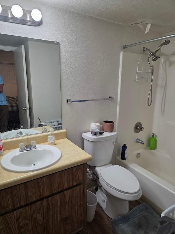 Randy's room