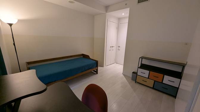 KGAL's room