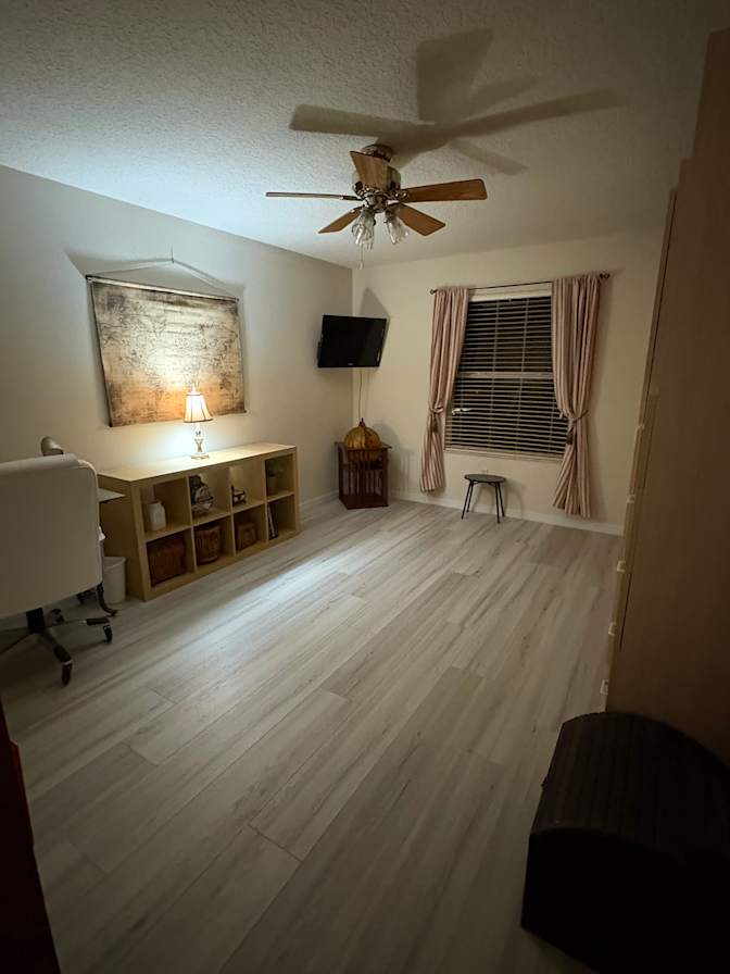 Gina's room