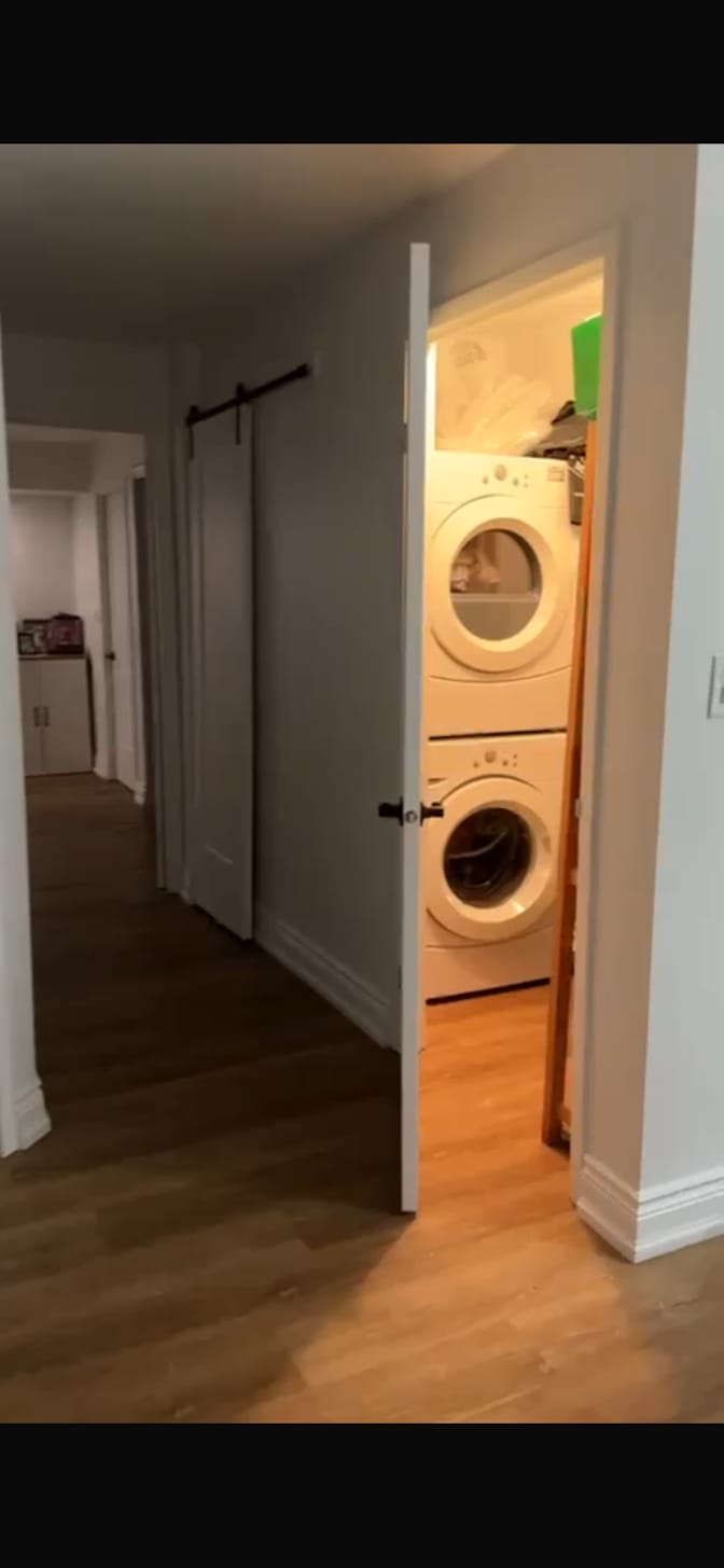 Naomi's room