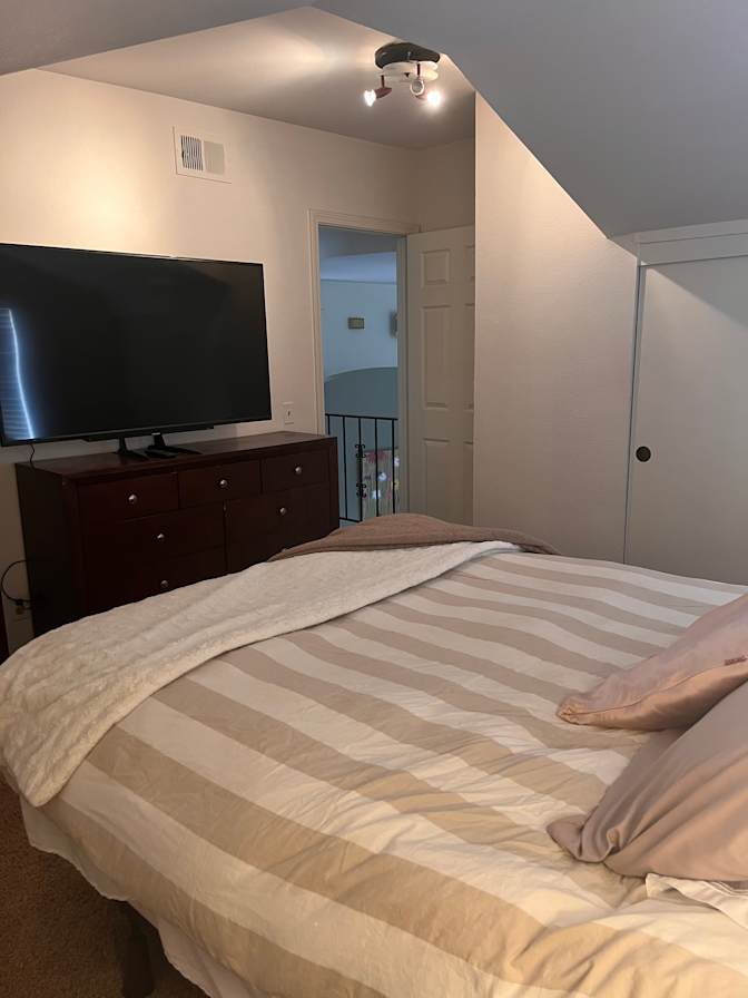 Jennifer's room